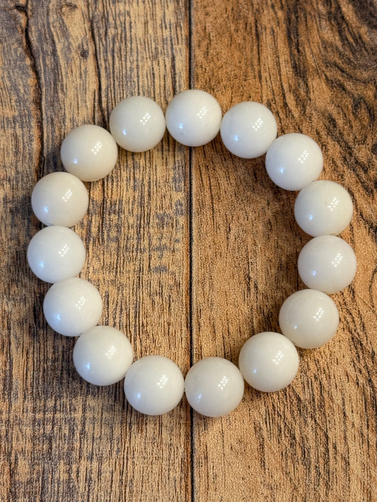 14mm White Round Beads
